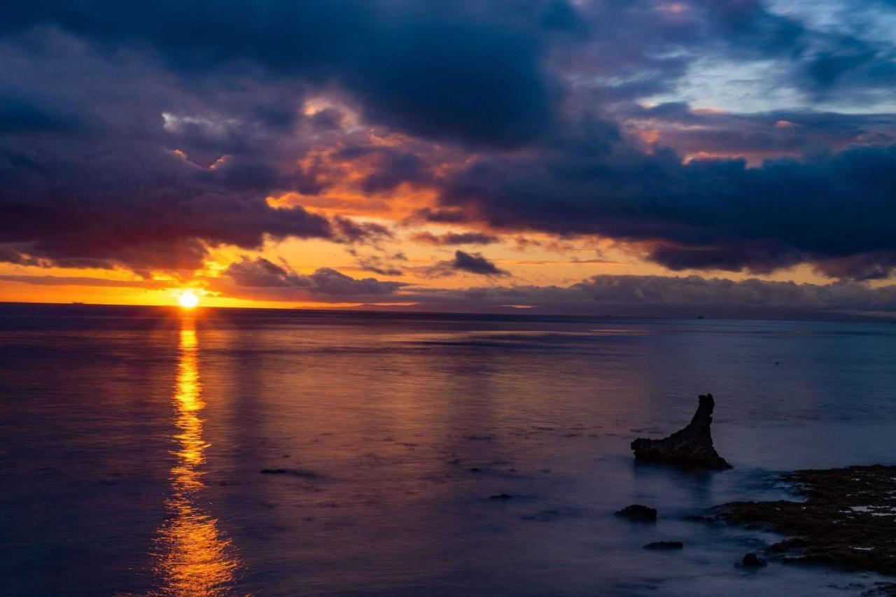 Wuthering Heights Bed & Breakfast By The Sea Dumaguete City Luaran gambar