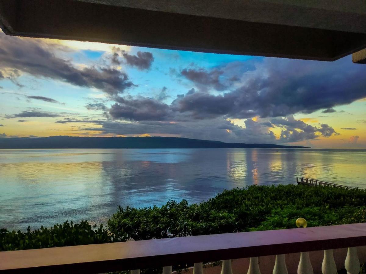 Wuthering Heights Bed & Breakfast By The Sea Dumaguete City Luaran gambar